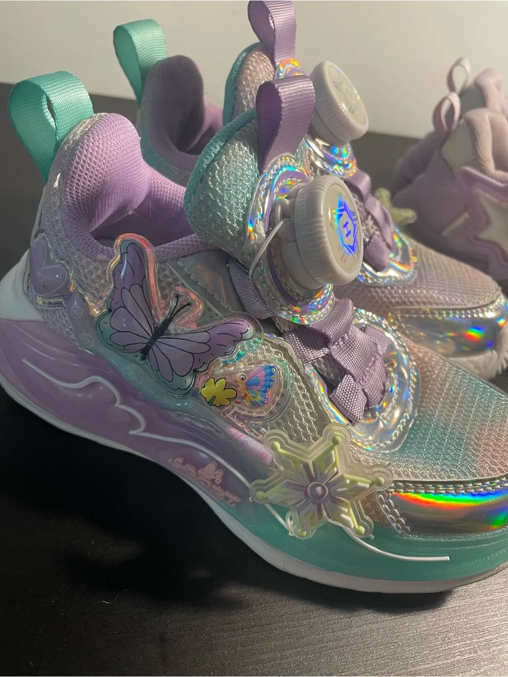 Kids Lavender Light-Up Athletic Shoes - Pair